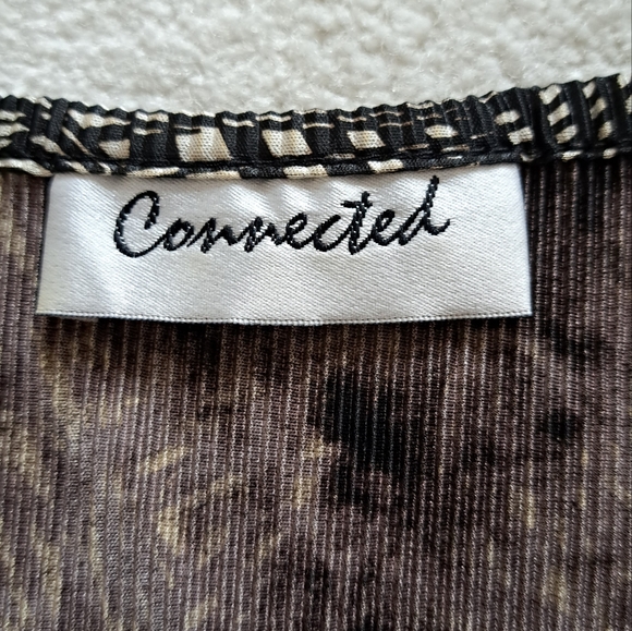 Sleeveless top. Geometric pattern. Size L - Picture 2 of 4